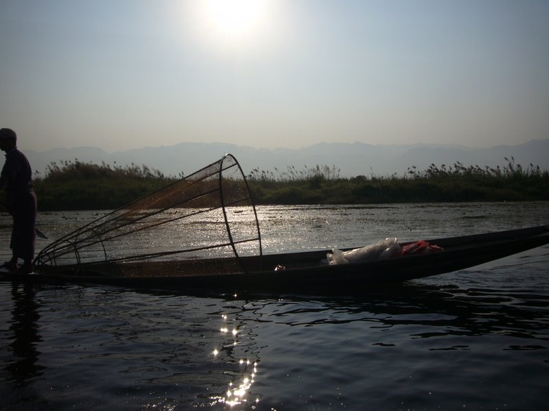 Travel - Myanmar - Inle Lake - First Boat Trip - Out onto the lake